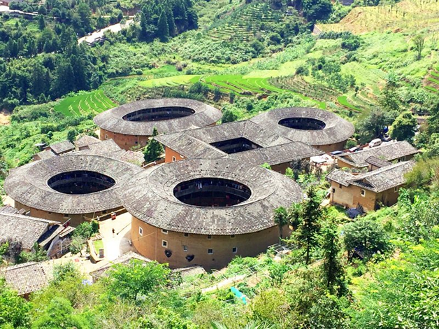 Tulou, Rumah Unik Di China Berpenghuni Hingga 800 Orang